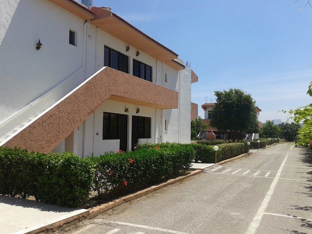 Kyriakos Studios Afantou Exterior photo